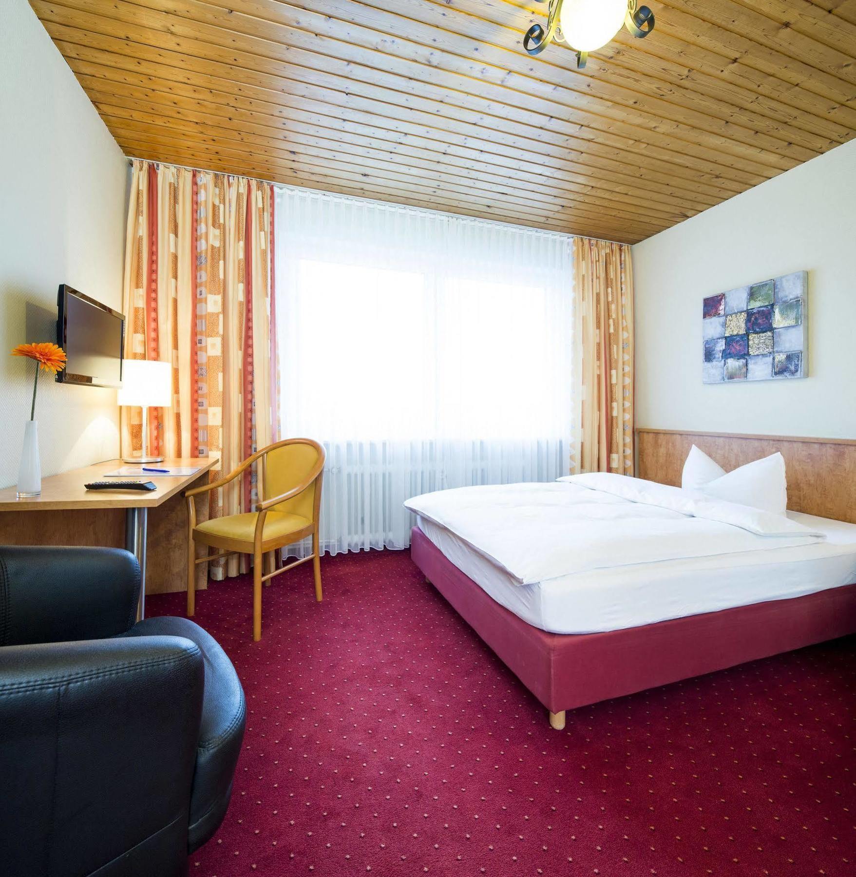 Nürnberger Trichter Hotel